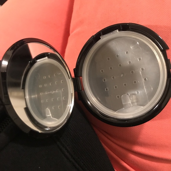 BareMinerals foundation - Picture 5 of 6